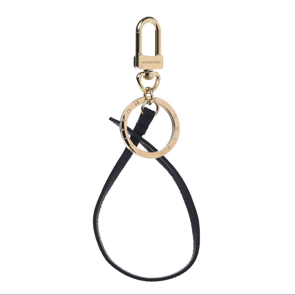 ISO Louis Vuitton Artsy bag charm - black